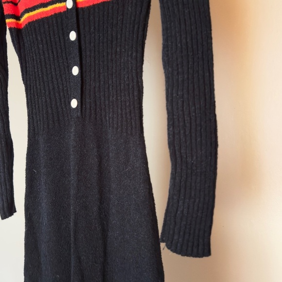 Vintage 70s Terry A-Line Dress - Picture 4 of 9